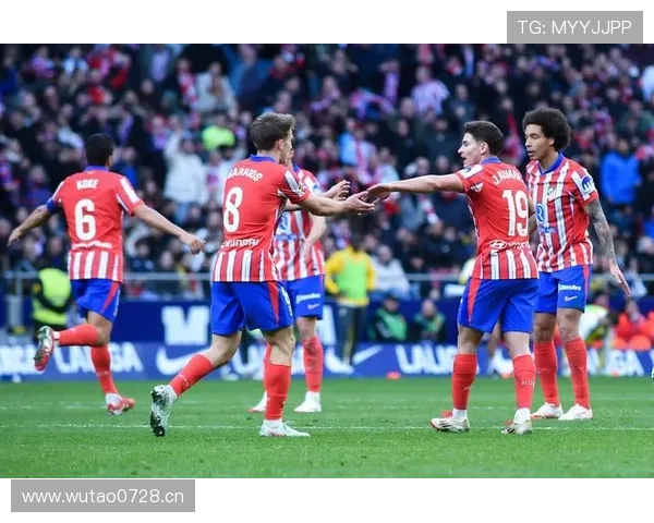 瓦伦西亚长期重建进程陷困局,对球队竞技稳定性形成考验 瓦伦西亚长期重建进程陷困局,对球队竞技稳定性形成考验