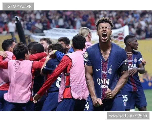 巴黎圣日耳曼节奏问题:中场控制力缺失对球队稳定性带来考验 巴黎圣日耳曼节奏问题:中场控制力缺失对球队稳定性带来考验