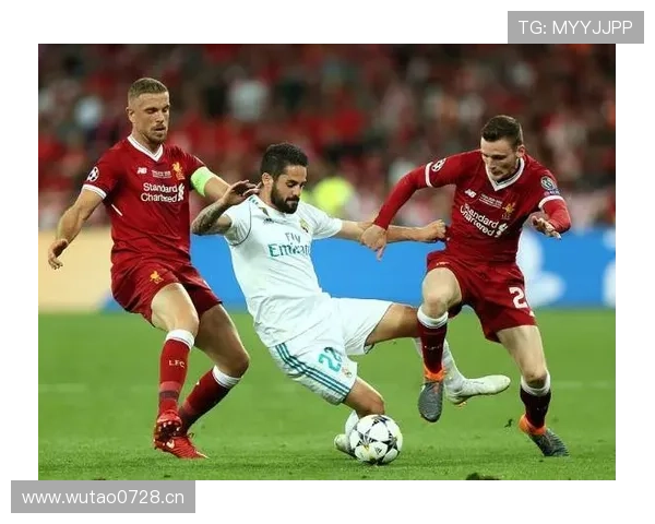 皇马更衣室权力分配变化对球队竞争稳定性产生阶段性影响 皇马更衣室权力分配变化对球队竞争稳定性产生阶段性影响