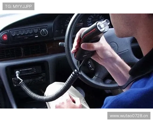 李梓嘉训练完直接去提新车，这自律和花钱的速度一样狠