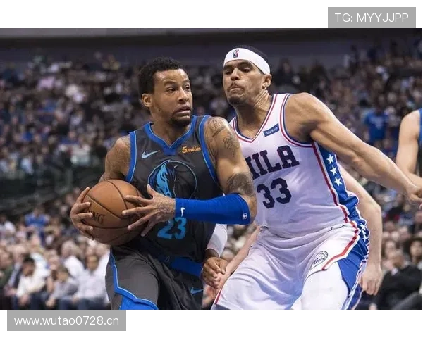 凯文·麦克海尔内线背身单打创造优势，多个关键回合主导比赛节奏